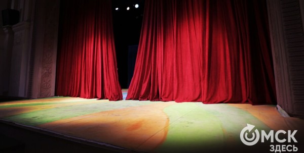 Жюри "Золотой Маски" приедет в Омск