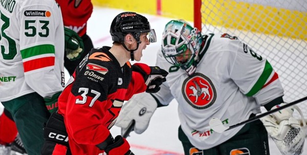 "Авангард" впервые в сезоне выиграл у "Ак Барса"