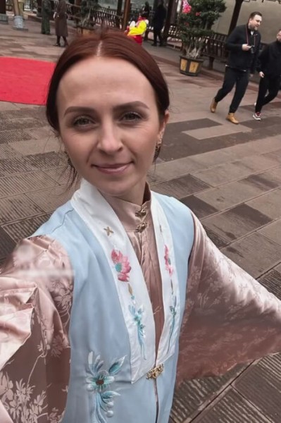 Прима-балерина омского театра год Дракона начала в Китае