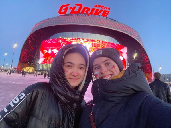 Скучает по немецким булочкам и мечтает водить машину. Студентка из Германии о жизни в Омске