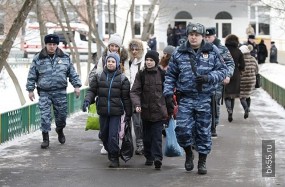 ФСБ опровергла связь с отцом московского отличника, застрелившего учителя