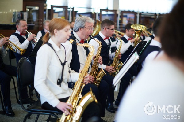 Документалистика с душой: в Омске презентовали фильм о создании Аллеи Олимпийских чемпионов