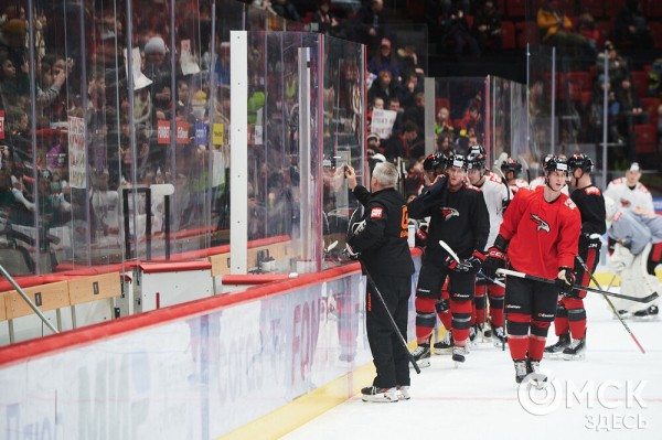 Идём на серьёзную "Ладу". Как "Авангард" готовится к плей-офф Идём на серьёзную "Ладу". Как "Авангард" готовится к плей-офф