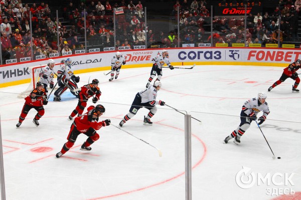 Победа над "Металлургом" вывела "Авангард" в лидеры Восточной конференции