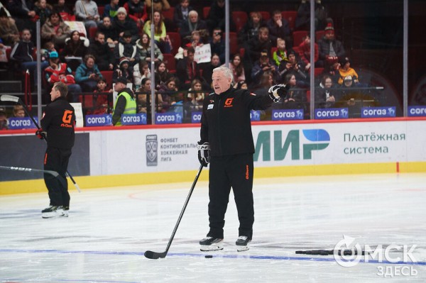 Идём на серьёзную "Ладу". Как "Авангард" готовится к плей-офф Идём на серьёзную "Ладу". Как "Авангард" готовится к плей-офф