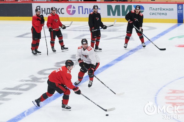 Идём на серьёзную "Ладу". Как "Авангард" готовится к плей-офф Идём на серьёзную "Ладу". Как "Авангард" готовится к плей-офф