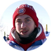 Раньше маршировали курсанты, теперь рассекают сноубордисты. Как прошёл День зимних видов спорта