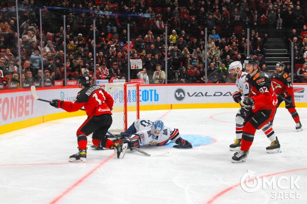 Победа над "Металлургом" вывела "Авангард" в лидеры Восточной конференции