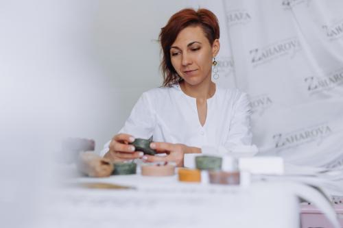 От личных проблем с кожей до международных выставок и мировой известности: омичка создала бренд авторской косметики От личных проблем с кожей до международных выставок и мировой известности: омичка создала бренд авторской косметики