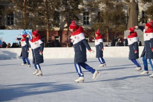 «Соскучившийся» Сибирский кадетский корпус встретил тысячи омичей