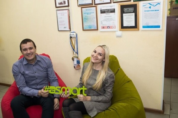 Любовный треугольник: он, она и работа. Рассказываем, как люди живут и трудятся вместе