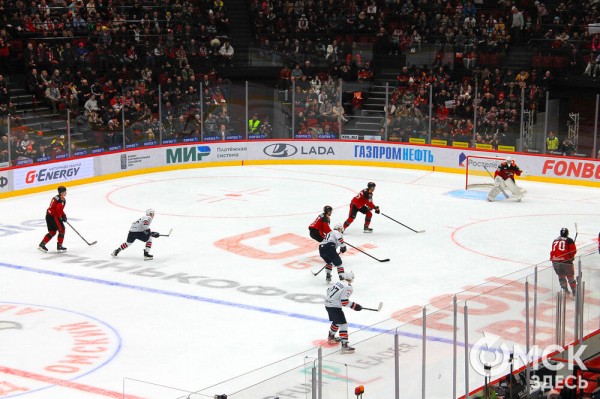 Победа над "Металлургом" вывела "Авангард" в лидеры Восточной конференции