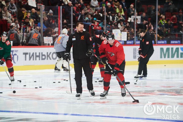 Идём на серьёзную "Ладу". Как "Авангард" готовится к плей-офф Идём на серьёзную "Ладу". Как "Авангард" готовится к плей-офф