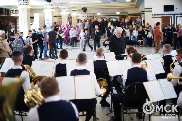 Документалистика с душой: в Омске презентовали фильм о создании Аллеи Олимпийских чемпионов