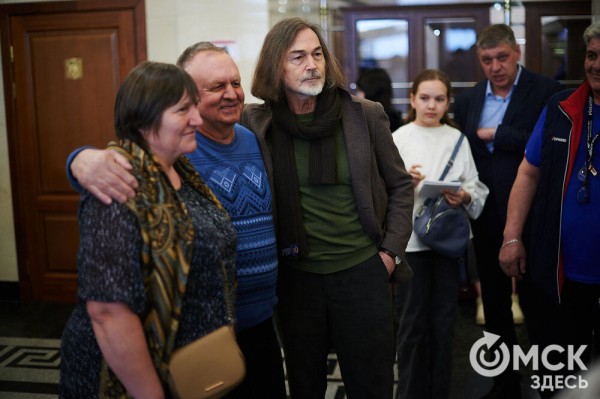 Документалистика с душой: в Омске презентовали фильм о создании Аллеи Олимпийских чемпионов