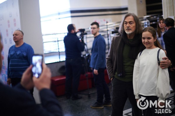 Документалистика с душой: в Омске презентовали фильм о создании Аллеи Олимпийских чемпионов