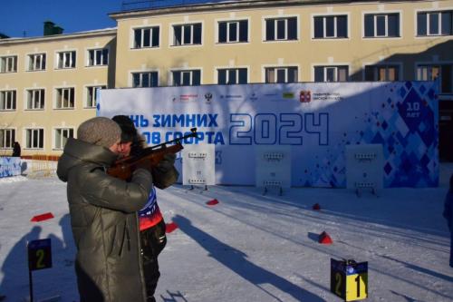 «Соскучившийся» Сибирский кадетский корпус встретил тысячи омичей