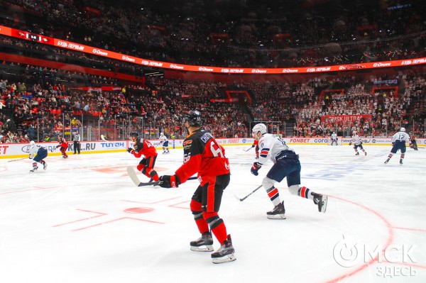 Победа над "Металлургом" вывела "Авангард" в лидеры Восточной конференции