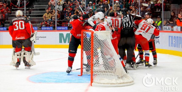 "Была очень честная борьба": "Локомотив" выбил "Авангард" из розыгрыша Кубка Гагарина