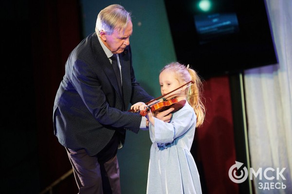 "Отправляясь в дальнее плаванье, не забывай об истоках". Владимир Аксаментов отмечает юбилей "Отправляясь в дальнее плаванье, не забывай об истоках". Владимир Аксаментов отмечает юбилей