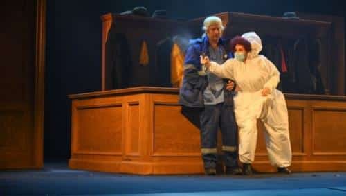 Лев Степаненко: «Заказывайте бригаду дезинсекторов в Омской драме, недорого, спросить Зурабовича»