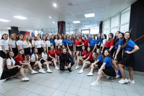 Огромный флаг, скалодром, гонки и концерты: в Омске отметили десятилетие «Крымской весны»