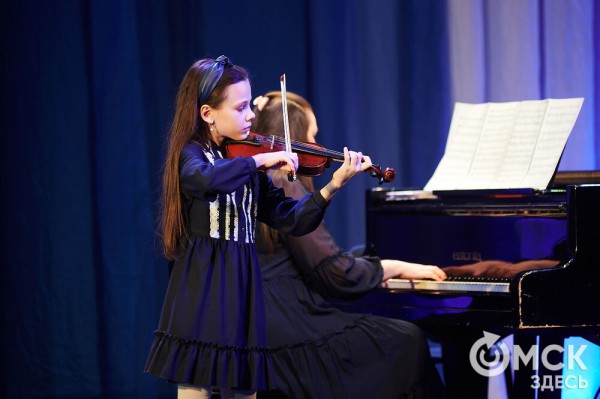 "Отправляясь в дальнее плаванье, не забывай об истоках". Владимир Аксаментов отмечает юбилей "Отправляясь в дальнее плаванье, не забывай об истоках". Владимир Аксаментов отмечает юбилей