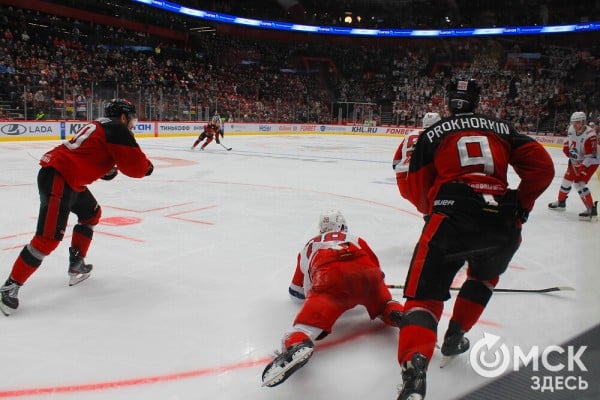 "Была очень честная борьба": "Локомотив" выбил "Авангард" из розыгрыша Кубка Гагарина