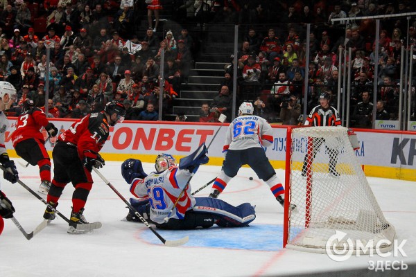 "Авангард" вышел в 1/4 финала Кубка Гагарина "Авангард" вышел в 1/4 финала Кубка Гагарина