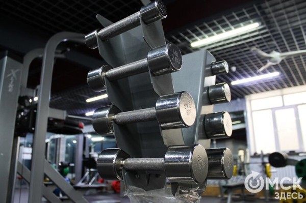 Пекарня, тренажёрный зал и зал судебных заседаний. В Омске открыли новый корпус ОмГУ на улице Фрунзе