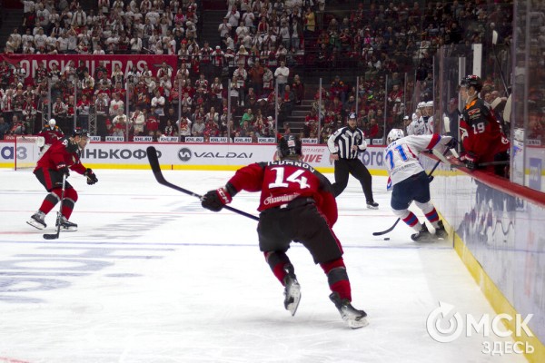 "Авангард" одержал вторую домашнюю победу в серии с "Ладой"