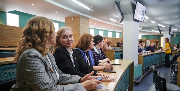 Программирование дронов, битва роботов и олимпиады как старт для школьников в мир IT