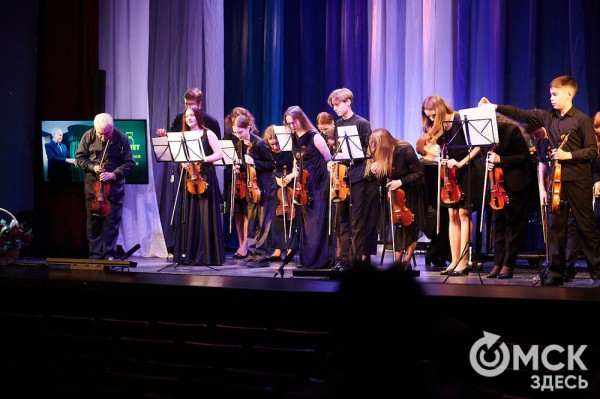 "Отправляясь в дальнее плаванье, не забывай об истоках". Владимир Аксаментов отмечает юбилей "Отправляясь в дальнее плаванье, не забывай об истоках". Владимир Аксаментов отмечает юбилей