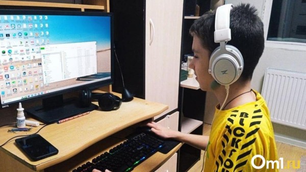 В марте более 100 омских школ перейдут на дистанционное обучение