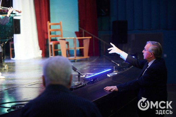 "Отправляясь в дальнее плаванье, не забывай об истоках". Владимир Аксаментов отмечает юбилей "Отправляясь в дальнее плаванье, не забывай об истоках". Владимир Аксаментов отмечает юбилей