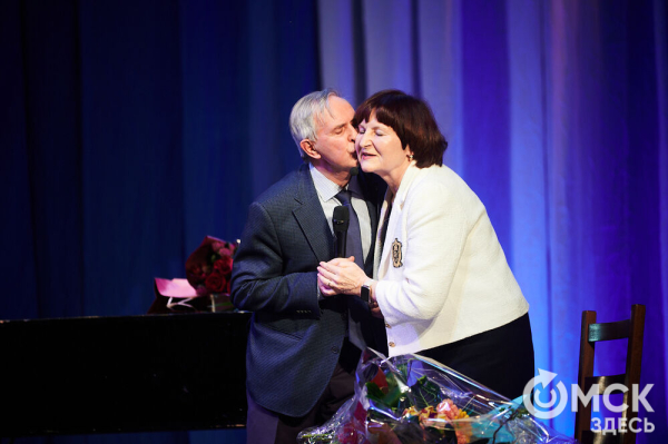 "Отправляясь в дальнее плаванье, не забывай об истоках". Владимир Аксаментов отмечает юбилей "Отправляясь в дальнее плаванье, не забывай об истоках". Владимир Аксаментов отмечает юбилей