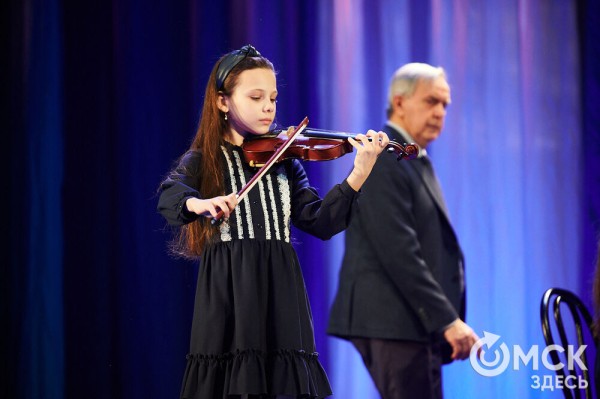 "Отправляясь в дальнее плаванье, не забывай об истоках". Владимир Аксаментов отмечает юбилей "Отправляясь в дальнее плаванье, не забывай об истоках". Владимир Аксаментов отмечает юбилей
