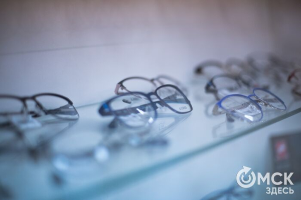 Очкарик: почему обидное прозвище стало причиной создания праздника Очкарик: почему обидное прозвище стало причиной создания праздника