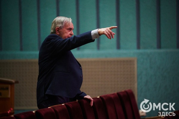 "Отправляясь в дальнее плаванье, не забывай об истоках". Владимир Аксаментов отмечает юбилей "Отправляясь в дальнее плаванье, не забывай об истоках". Владимир Аксаментов отмечает юбилей