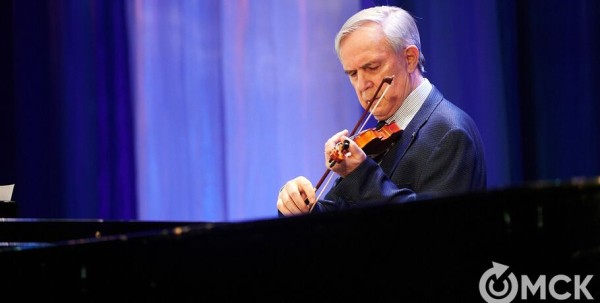 "Отправляясь в дальнее плаванье, не забывай об истоках". Владимир Аксаментов отмечает юбилей "Отправляясь в дальнее плаванье, не забывай об истоках". Владимир Аксаментов отмечает юбилей