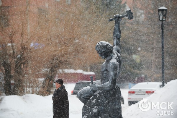 Первый день весны в Омске: фото на память