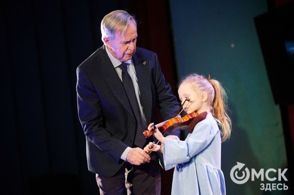 "Отправляясь в дальнее плаванье, не забывай об истоках". Владимир Аксаментов отмечает юбилей "Отправляясь в дальнее плаванье, не забывай об истоках". Владимир Аксаментов отмечает юбилей