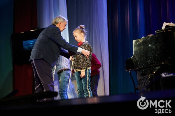 "Отправляясь в дальнее плаванье, не забывай об истоках". Владимир Аксаментов отмечает юбилей "Отправляясь в дальнее плаванье, не забывай об истоках". Владимир Аксаментов отмечает юбилей