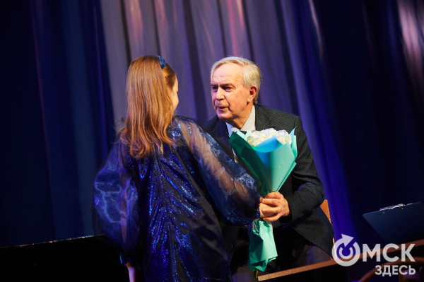 "Отправляясь в дальнее плаванье, не забывай об истоках". Владимир Аксаментов отмечает юбилей "Отправляясь в дальнее плаванье, не забывай об истоках". Владимир Аксаментов отмечает юбилей