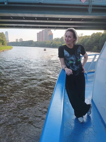 Самая яркая в созвездии Близнецов - Ксения Кастор в Омске