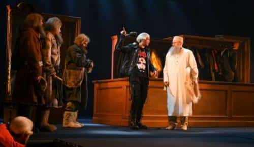 Лев Степаненко: «Заказывайте бригаду дезинсекторов в Омской драме, недорого, спросить Зурабовича»