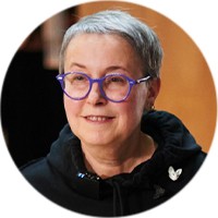 Игры сорокалетних. Театр мод OBRAZ устроил модную "выходку"