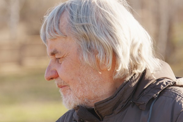 Писатель Анатолий Байбородин: "В 90-е годы телевизор был как душегубец" Писатель Анатолий Байбородин: "В 90-е годы телевизор был как душегубец"