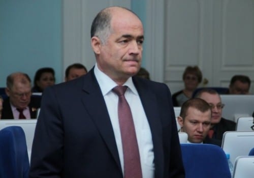 &laquo;Табачок врозь&raquo;: Латария уволил земляка Галаванова?