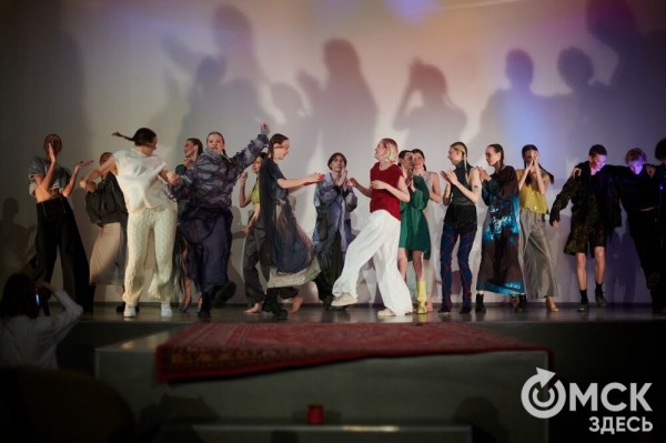 Игры сорокалетних. Театр мод OBRAZ устроил модную "выходку"